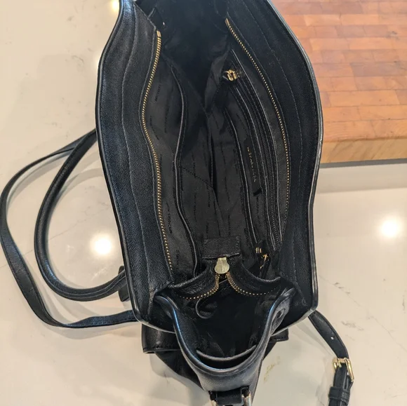 Michael Kors Handbag - Picture 2 of 2